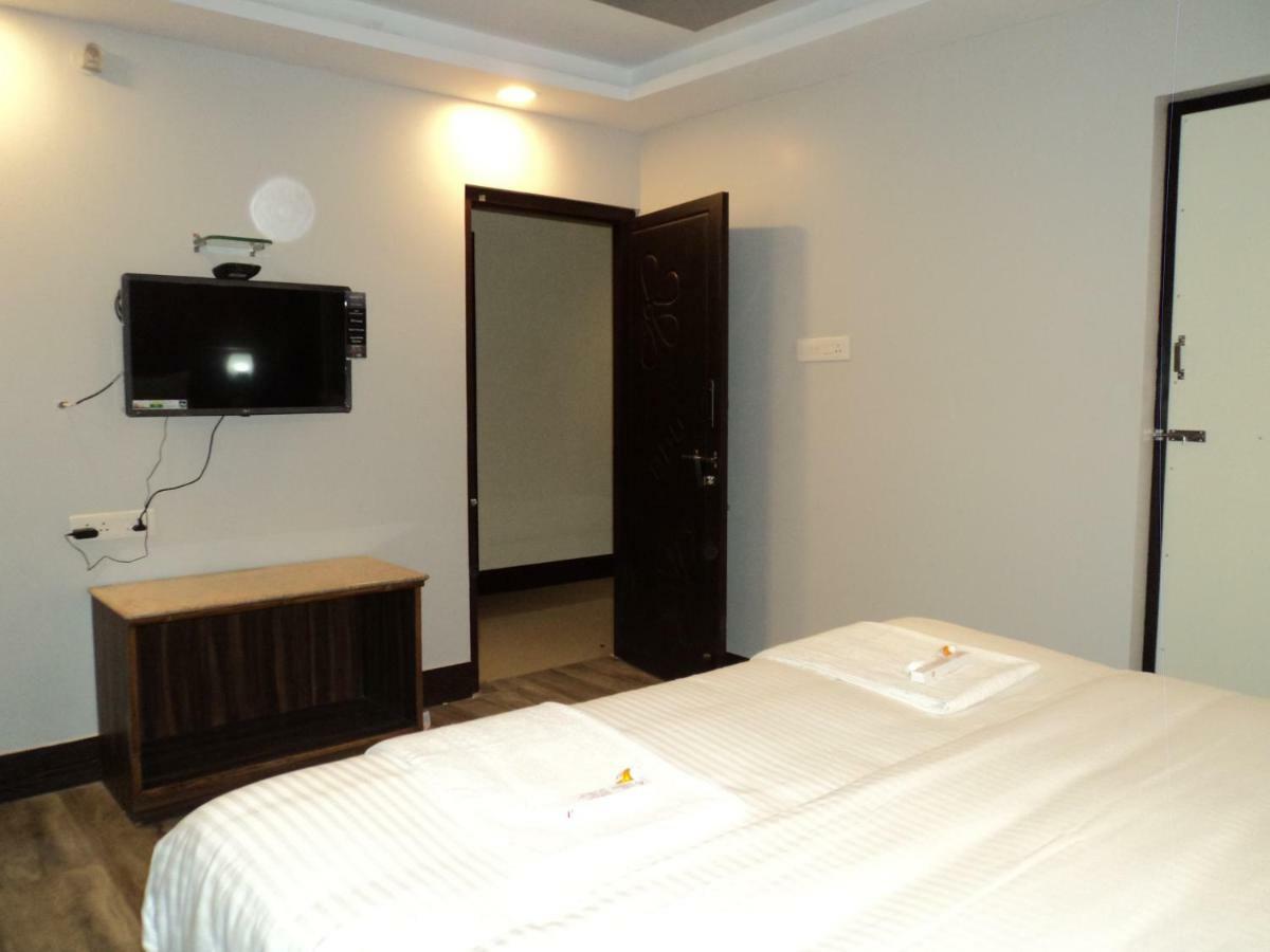 Mani'S Residency Hotel Madurai Esterno foto